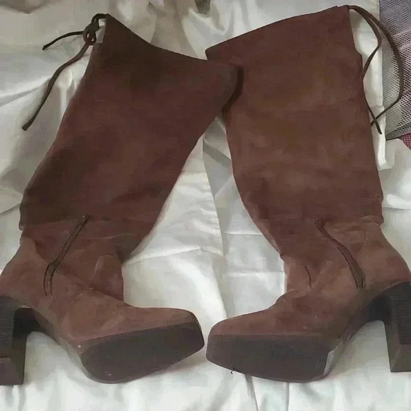 Tall wide calf boots - Picture 1 of 10
